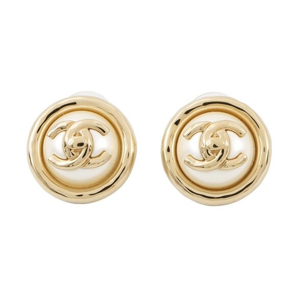 CHANEL CC Logo Faux Pearl Earrings Gold Plated/Faux Pearl - Picture 2 of 11